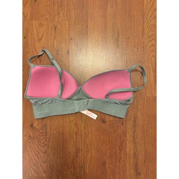 Victoria’s secret Love Pink Light Green Bra Pink Lining Size 34 B - Picture 2 of 3